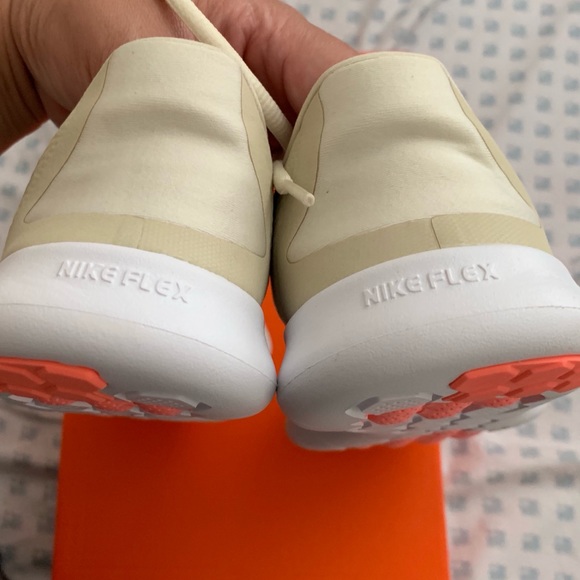 Nike flex shoes - Picture 4 of 6